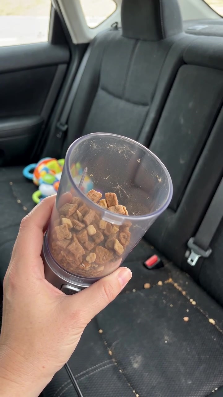 Carousel asset 5: 05_dust_cup_reveal.jpg